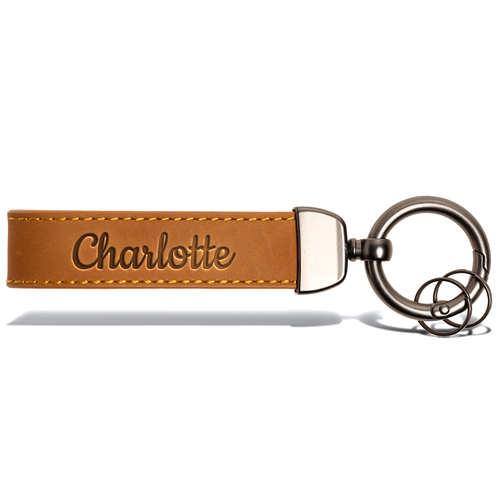 AccessibilityText-LeatherKeyChain-image4